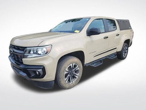 Used 2022 Chevrolet Colorado Z71 w/ Trail Boss Package AWD/4WD image 2