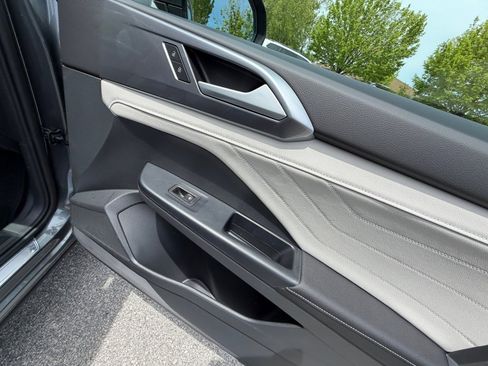 New 2026 Volkswagen Taos SEL AWD/4WD image 31