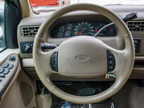 Used 2001 Ford F350 4x4 Crew Cab DRW Super Duty image 64