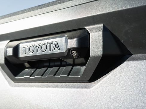 Used 2022 Toyota Tundra SR5 image 14
