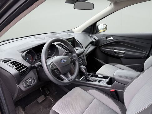 Used 2019 Ford Escape SE FWD image 9