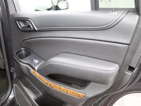 Used 2018 Chevrolet Tahoe Premier AWD/4WD image 23