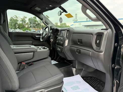 Used 2020 Chevrolet Silverado 1500 W/T w/ WT Convenience Package AWD/4WD image 12