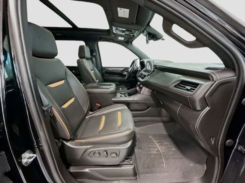 Used 2023 GMC Yukon XL AT4 w/ Technology Package image 27