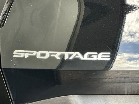 Used 2024 Kia Sportage EX image 26