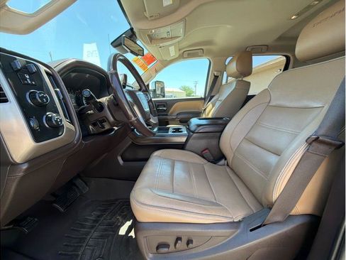 Used 2018 GMC Sierra 3500 Denali w/ Duramax Plus Package AWD/4WD image 7