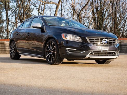 Used 2016 Volvo S60 T5 Premier w/ Convenience Package image 8