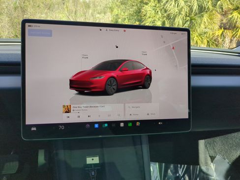 Used 2025 Tesla Model 3 Long Range image 21
