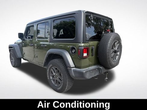 Used 2024 Jeep Wrangler Unlimited Sport AWD/4WD image 6