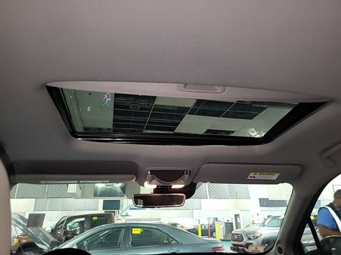 Used 2019 Honda Pilot EX-L image 10