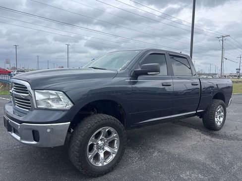 Used 2019 RAM 1500 Big Horn image 1