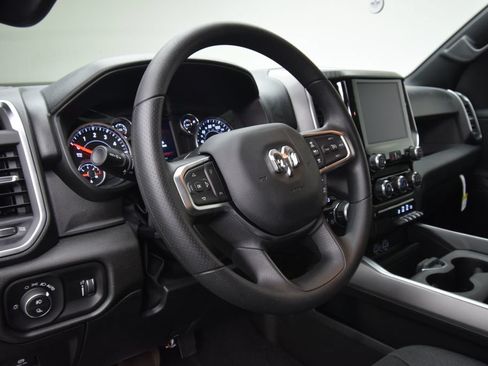 New 2026 RAM 1500 4x4 Crew Cab image 30