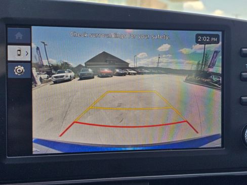 Certified 2025 Hyundai Elantra Sport image 18