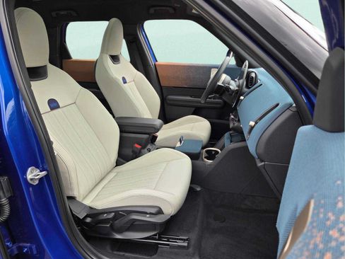 Certified 2025 MINI Cooper Countryman S AWD/4WD image 21