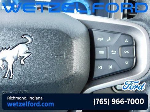 Used 2025 Ford Bronco Badlands AWD/4WD image 26