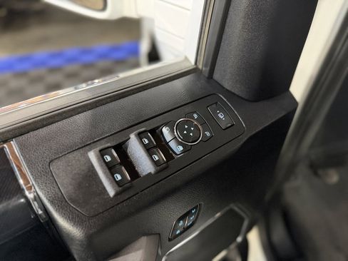 Used 2021 Ford F250 Platinum image 22