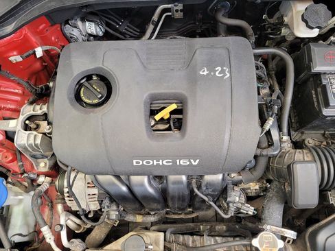 Used 2018 Hyundai Elantra SEL FWD image 30