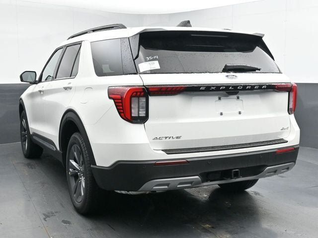 Used 2025 Ford Explorer Active w/ Active Comfort Package AWD/4WD image 7