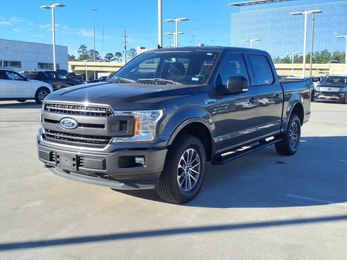 Used 2019 Ford F150 XLT w/ Equipment Group 302A Luxury image 2