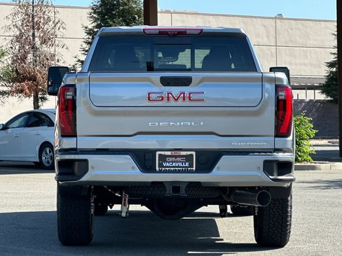 New 2025 GMC Sierra 2500 Denali w/ Denali Reserve Package image 6