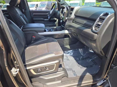 Certified 2025 RAM 1500 Laramie w/ Bed Utility Group AWD/4WD image 8