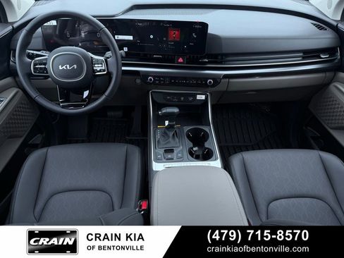 New 2026 Kia Carnival FWD image 30