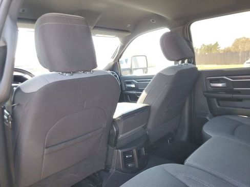 Used 2024 RAM 2500 Big Horn image 11