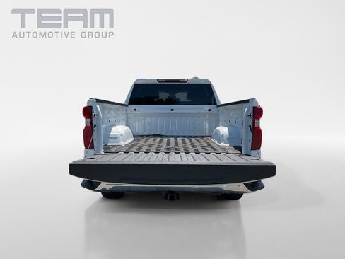 Used 2023 Chevrolet Silverado 1500 LT AWD/4WD image 13