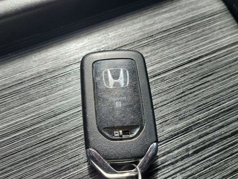 Used 2021 Honda Odyssey Touring image 36