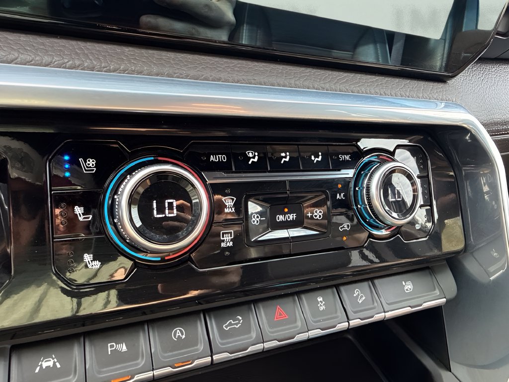 Used 2022 GMC Sierra 1500 Denali AWD/4WD image 22