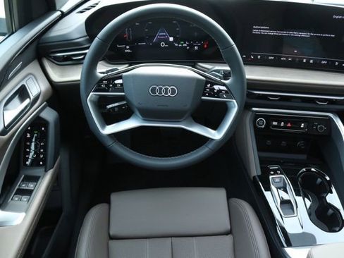 New 2025 Audi Q5 Premium Plus image 17