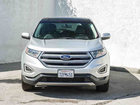 Used 2017 Ford Edge Titanium w/ Equipment Group 301A AWD/4WD image 2