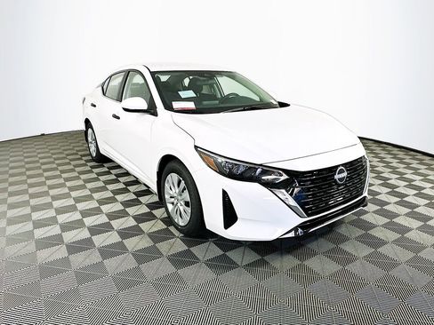 New 2025 Nissan Sentra S image 3