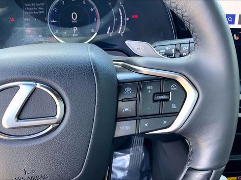 Used 2024 Lexus RX 350 Premium w/ Cold Area Package AWD/4WD image 25