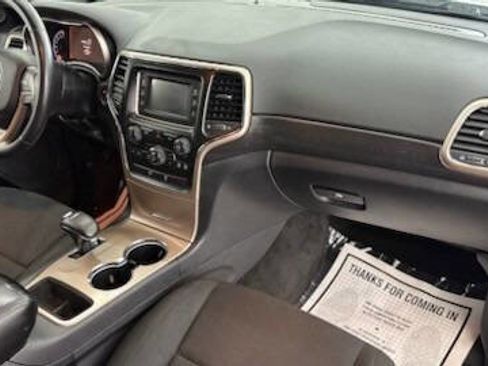 Used 2015 Jeep Grand Cherokee Laredo w/ Quick Order Package 23E image 19