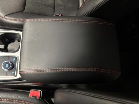 Used 2022 Ford Explorer ST-Line AWD/4WD image 19