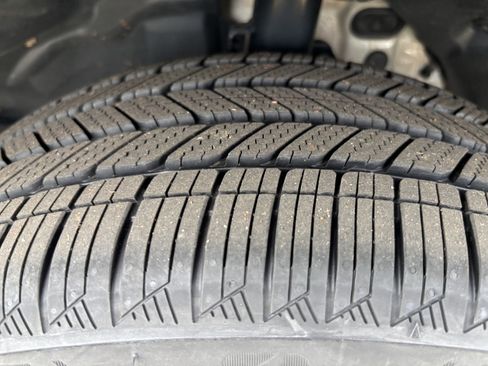 Certified 2025 BMW X1 xDrive28i w/ Convenience Package image 12