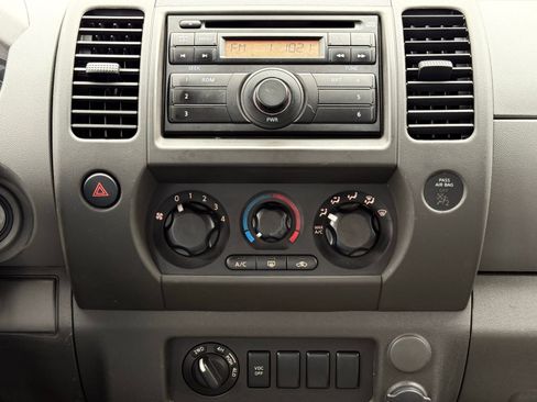 Used 2011 Nissan Xterra X AWD/4WD image 26