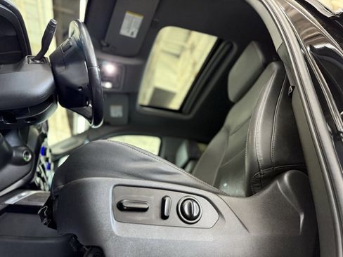 Used 2021 Chevrolet Silverado 1500 LTZ w/ LTZ Premium Package image 37