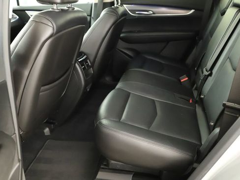 Used 2019 Cadillac XT5 Premium Luxury FWD image 32