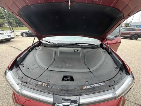Certified 2024 Chevrolet Blazer EV RS RWD image 29