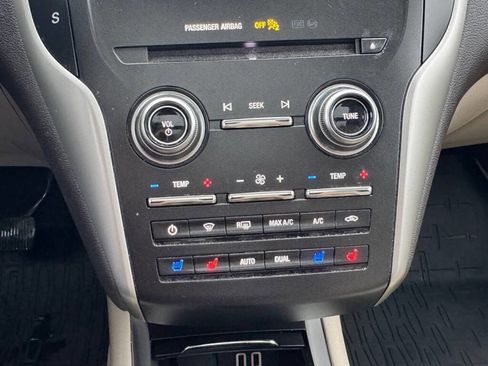 Used 2019 Lincoln MKC Reserve w/ MKC Climate Package image 14