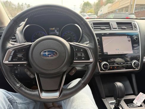 Used 2018 Subaru Outback 3.6R Touring w/ Popular Package #3 AWD/4WD image 14