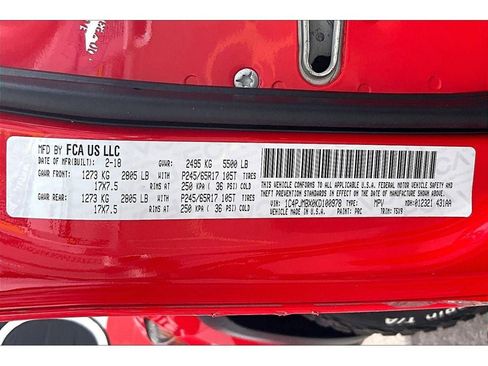 Used 2019 Jeep Cherokee Trailhawk image 36