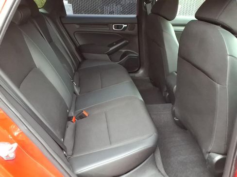 Used 2022 Honda Civic Sport image 11