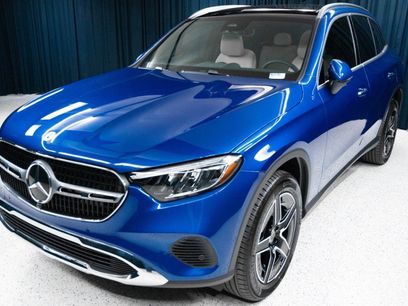 New 2026 Mercedes-Benz GLC 300