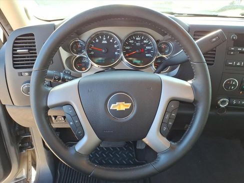 Used 2013 Chevrolet Silverado 2500 LT w/ Interior Plus Package image 23