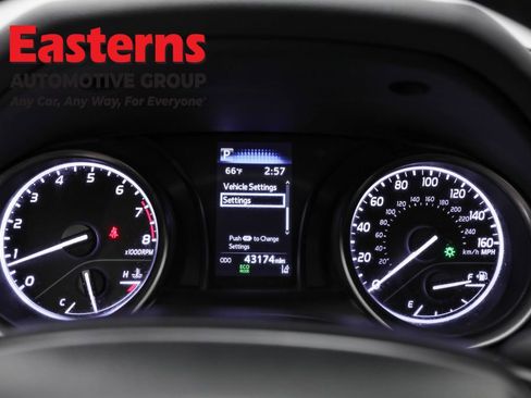 Used 2024 Toyota Camry SE FWD image 18