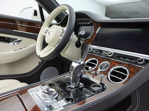 Certified 2021 Bentley Continental GT AWD/4WD image 42