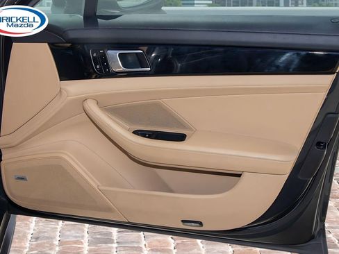 Used 2019 Porsche Panamera 4 AWD/4WD image 8